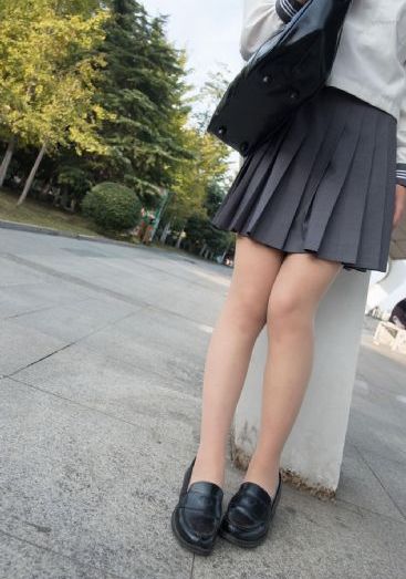 国产亚洲青春草在线_高清日韩免费观看