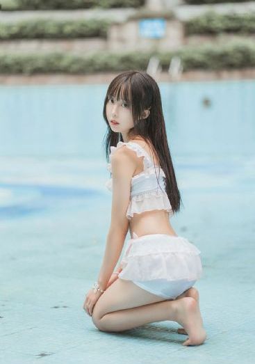 国产香蕉97碰碰久久人人九色_高清电影完整版