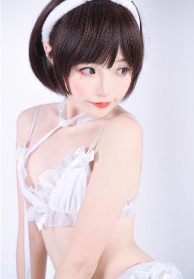 国产老品牌化妆品_BD韩语电影完整版