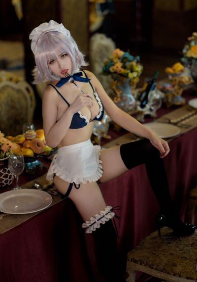 欧美最火超模写真时尚_免费在线观看播放