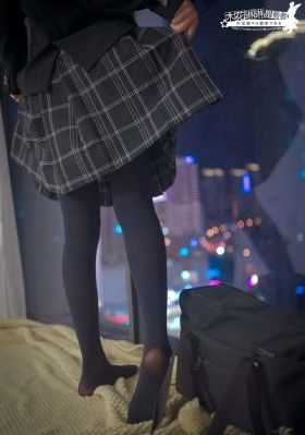 欧美个性高清情侣头像_720超清在线观看