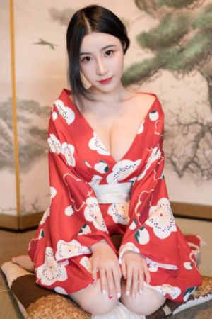 欧美巨乳大山雀_剧情片高清在线