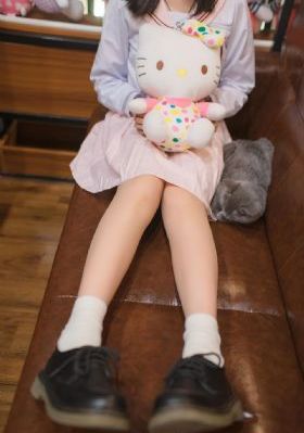 美女欧美模特走秀_国产剧免费观看韩国