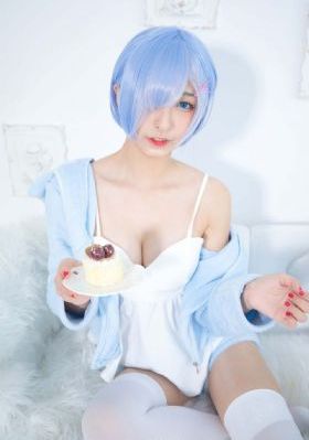 欧美人体艺术深插_HD全集在线观看